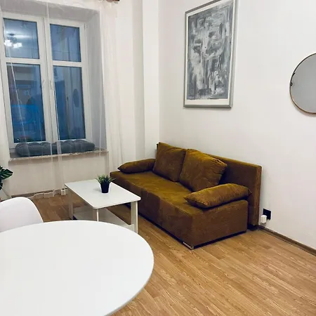 شقة فندقية Piotrkowska 117 3*